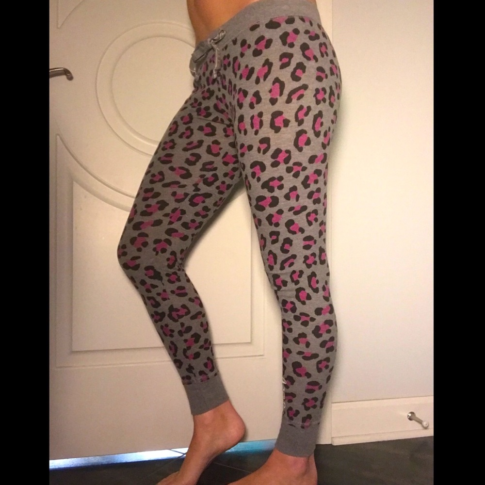 Aero Grey (with Purple and Black Leopard Print) Waffle Knit Lounge Pants, Sz. M